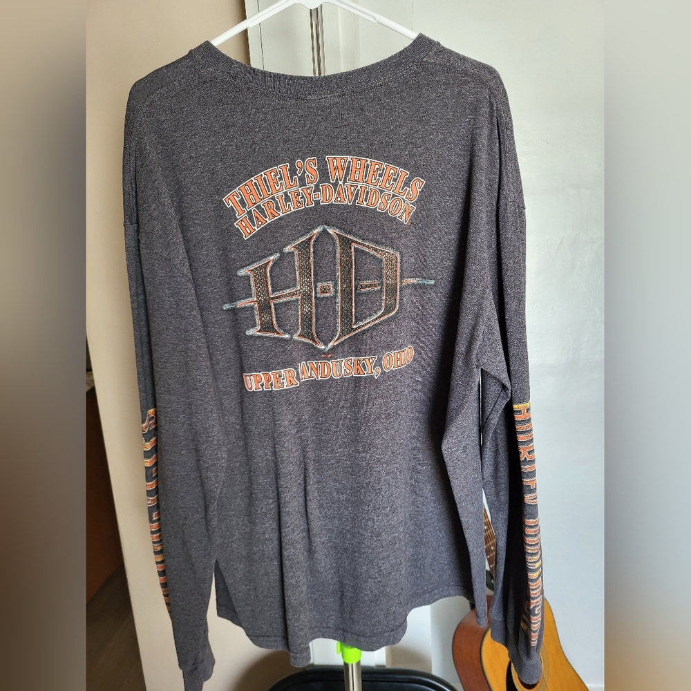 Men's Large long sleeve Harley tee